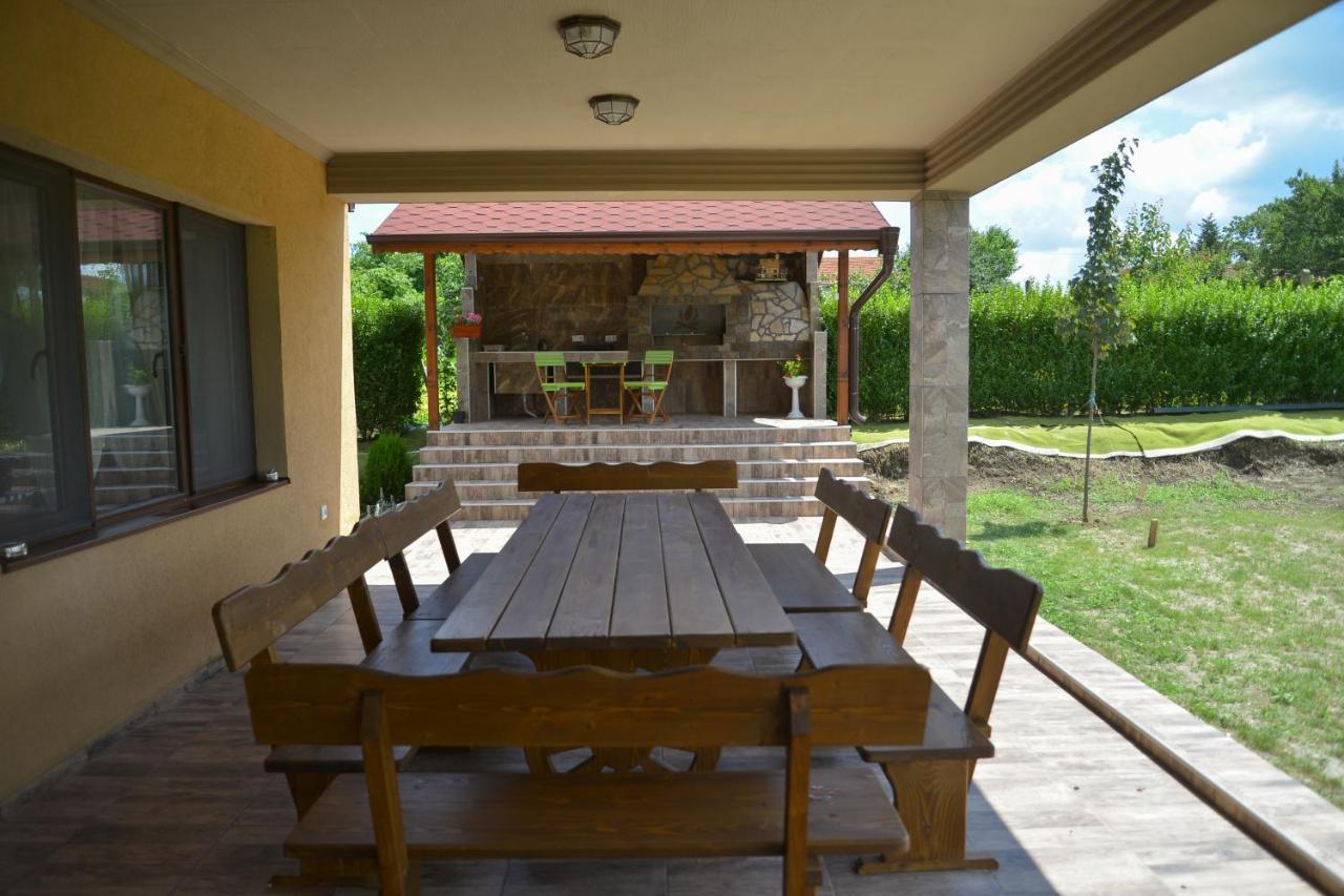 Guest House Erida Trastenik Exterior foto